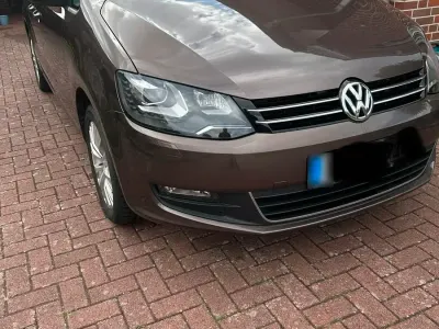 Gebraucht VW Sharan 150 PS (110 kW) 2012 Braun Van / Kleinbus