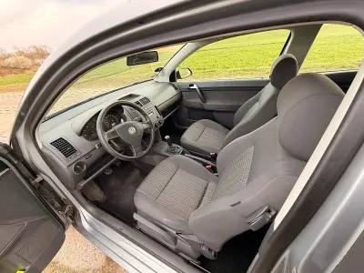 Gebraucht VW Polo 69 PS (50 kW) 2009 Silber Kleinwagen