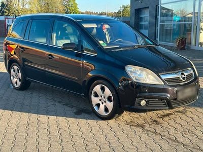 Second-hand Opel Zafira 150 CP (110 kW) 2007 Negru Monovolum