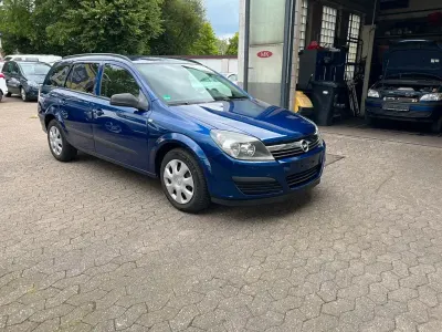 Gebraucht Opel Astra 105 PS (77 kW) 2006 Blau Limousine