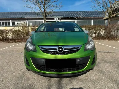 Gebraucht Opel Corsa 69 PS (50 kW) 2014 Grün Kleinwagen