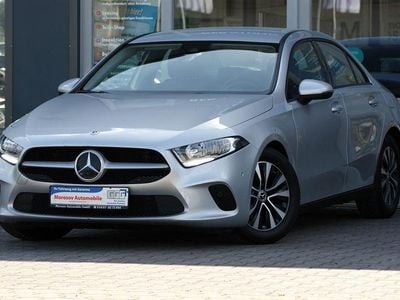 Gebraucht Mercedes A180 116 PS (85 kW) 2020 Iridiumsilber metallic (metallic) Limousine