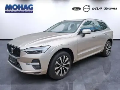 Gebraucht Volvo XC60 Core 197 PS (144 kW) 2022 Silber SUV