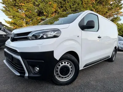 Gebraucht Toyota Proace 120 PS (88 kW) 2019 Weiß Van / Kleinbus