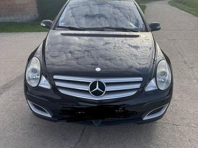 Mercedes R320