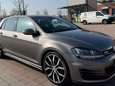 Gebraucht VW Golf VII GTD 184 PS (135 kW) 2015 Beige Limousine