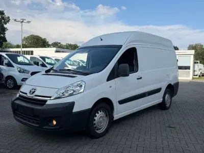 Gebraucht Toyota Proace Comfort 128 PS (94 kW) 2014 Arctic white Van / Kleinbus