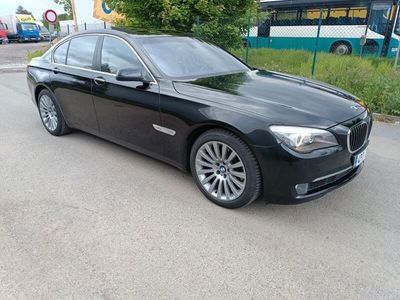 BMW 740