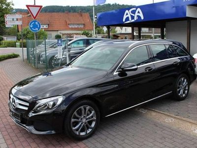 Gebraucht Mercedes C220 Avantgarde 170 PS (125 kW) 2016 Obsidianschwarzmetallic Kombi