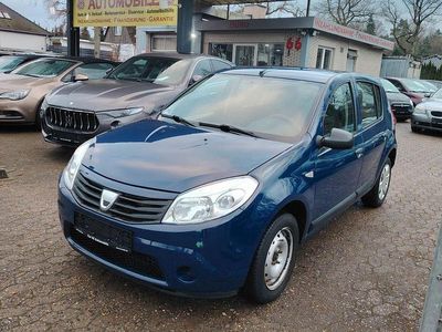 Blau Gebraucht 2009 Dacia Sandero Limousine | 2.400 € (Fairer Preis)