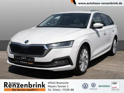 Gebraucht Skoda Octavia Style 204 PS (150 kW) 2022 Weiß Kombi