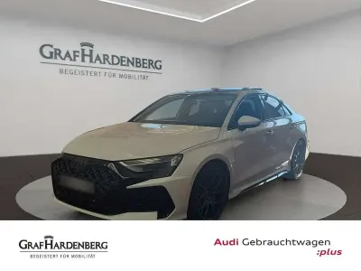 Gebraucht Audi RS3 Comfort 400 PS (294 kW) 2024 Arkonaweiß Limousine