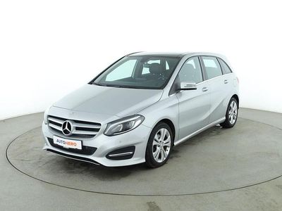Grau Gebraucht 2015 Mercedes B180 Urban Van / Kleinbus | 16.270 € (Etwas zu teuer)