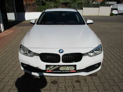 Gebraucht BMW 320 Advantage 184 PS (135 kW) 2018 Weiß Kombi