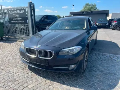 Gebraucht BMW 520 184 PS (135 kW) 2011 Blau Kombi