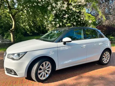 Gebraucht Audi A1 Sportback Ambition 90 PS (66 kW) 2014 Weiß Kleinwagen