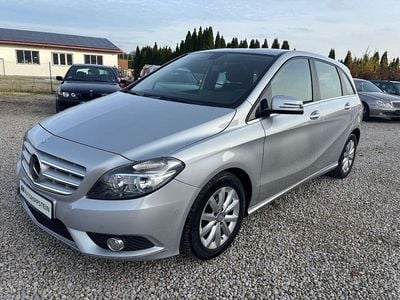 Silber Gebraucht 2012 Mercedes B180 Van / Kleinbus | 7.990 € (Fairer Preis)