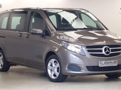 Mercedes V220