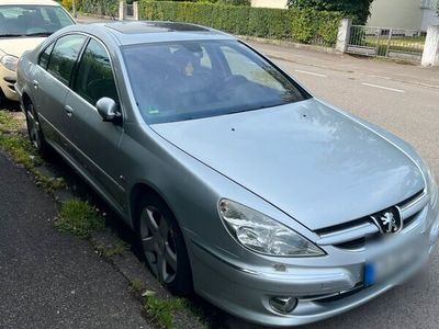 Peugeot 607