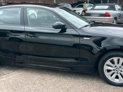 Gebraucht BMW 120 177 PS (130 kW) 2010 Schwarz Kleinwagen