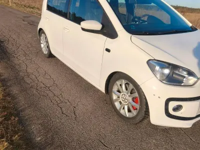 Gebraucht VW up! move up! 60 PS (44 kW) 2015 Weiß Kleinwagen