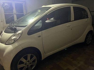 Gebraucht Peugeot iON 49 kW (67 PS) 2011 Weiß Kleinwagen