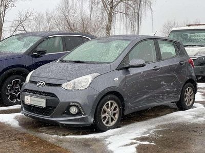 Brugt Hyundai i10 Intro Edition 67 HK (49 kW) 2014 Star dust / met Hatchback