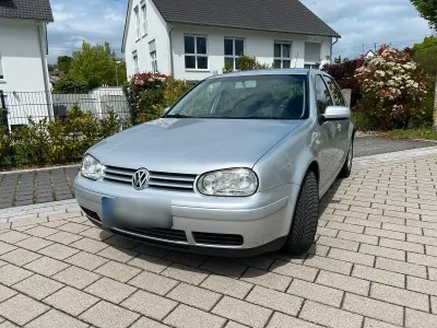 Gebraucht VW Golf IV 101 PS (74 kW) 2002 Silber Kleinwagen