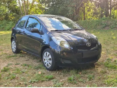 Gebraucht Toyota Yaris 69 PS (50 kW) 2009 Schwarz Kleinwagen