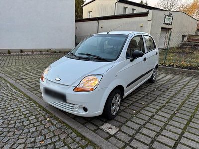 Gebraucht Chevrolet Matiz 60 PS (44 kW) 2009 Weiß Kleinwagen