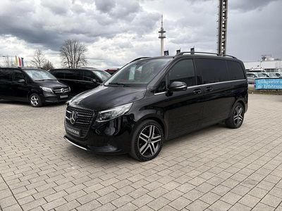 Gebraucht Mercedes V300 Avantgarde 237 PS (174 kW) 2025 Obsidianschwarz metallic Van / Kleinbus