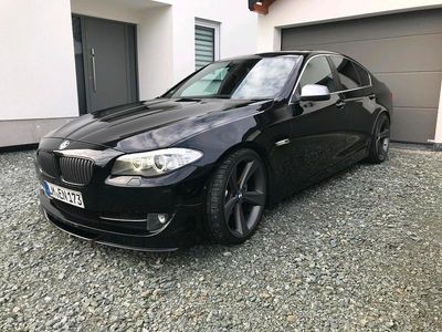 Gebraucht BMW 520 184 PS (135 kW) 2010 Schwarz Limousine