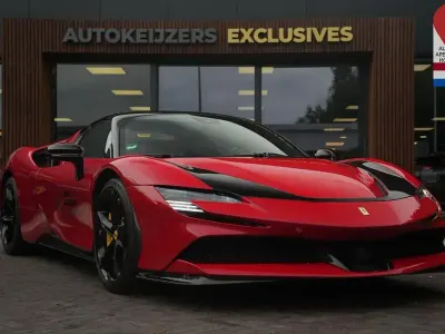 Gebraucht Ferrari SF90 999 PS (734 kW) 2022 Rot Coupé