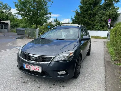 Gebraucht Kia Ceed 109 PS (80 kW) 2009 Kleinwagen