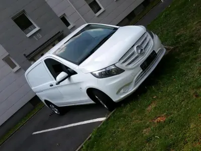 Gebraucht Mercedes Vito 114 PS (83 kW) 2016 Weiß Van