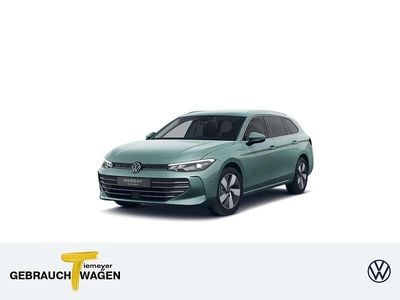 Grün Gebraucht 2025 VW Passat Business Kombi | 34.870 € (Guter Preis)