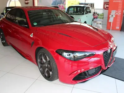 Gebraucht Alfa Romeo Giulia Quadrifoglio 519 PS (381 kW) 2024 Rot Limousine