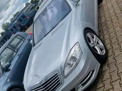 Gebraucht Mercedes S500 387 PS (284 kW) 2010 Silber Limousine