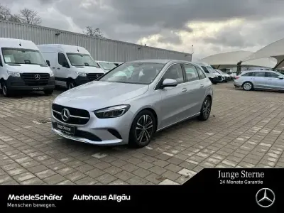 Usata Mercedes B220 190 CV (139 kW) 2024 Argento Monovolume