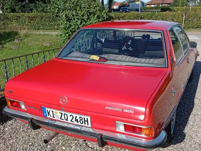 Gebraucht Opel Rekord 90 PS (66 kW) 1977 Rot Limousine