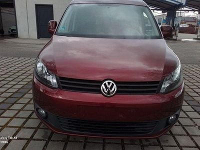 Gebraucht VW Caddy Trendline 105 PS (77 kW) 2014 Rot Van / Kleinbus