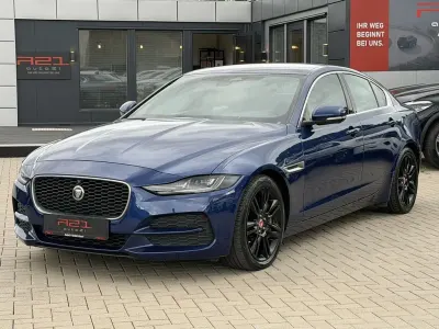 Gebraucht Jaguar XE S 204 PS (150 kW) 2021 Blau Limousine
