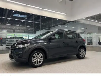 Gebraucht Dacia Sandero Comfort 91 PS (66 kW) 2023 Grau Limousine