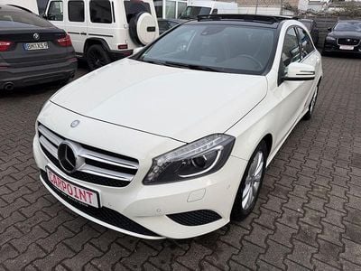 Second-hand Mercedes A180 109 CP (80 kW) 2013 Alb Berlinǎ