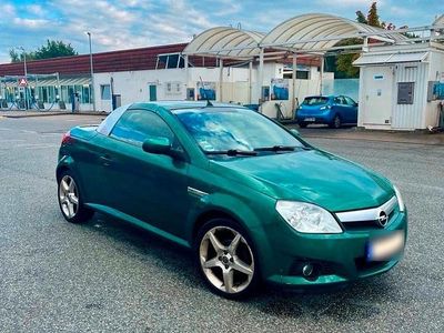Second-hand Opel Tigra 2005 Verde Cabrio