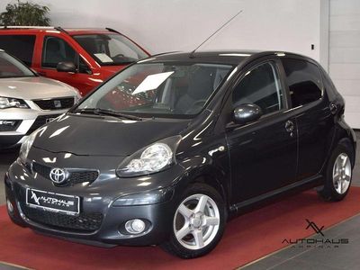 Gebraucht Toyota Aygo Edition 68 PS (50 kW) 2011 Grau Kleinwagen