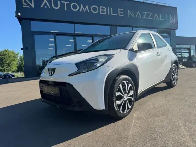 Gebraucht Toyota Aygo X X-play 72 PS (52 kW) 2023 Weiß SUV