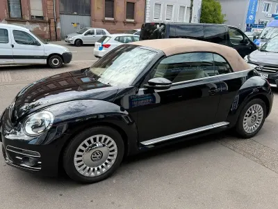 Gebraucht VW Beetle 105 PS (77 kW) 2017 Schwarz Kleinwagen