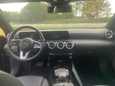 Mercedes CLA200
