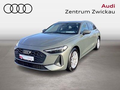 Gebraucht Audi A5 Ambiente 204 PS (150 kW) 2025 Chronosgrau metallic Coupé